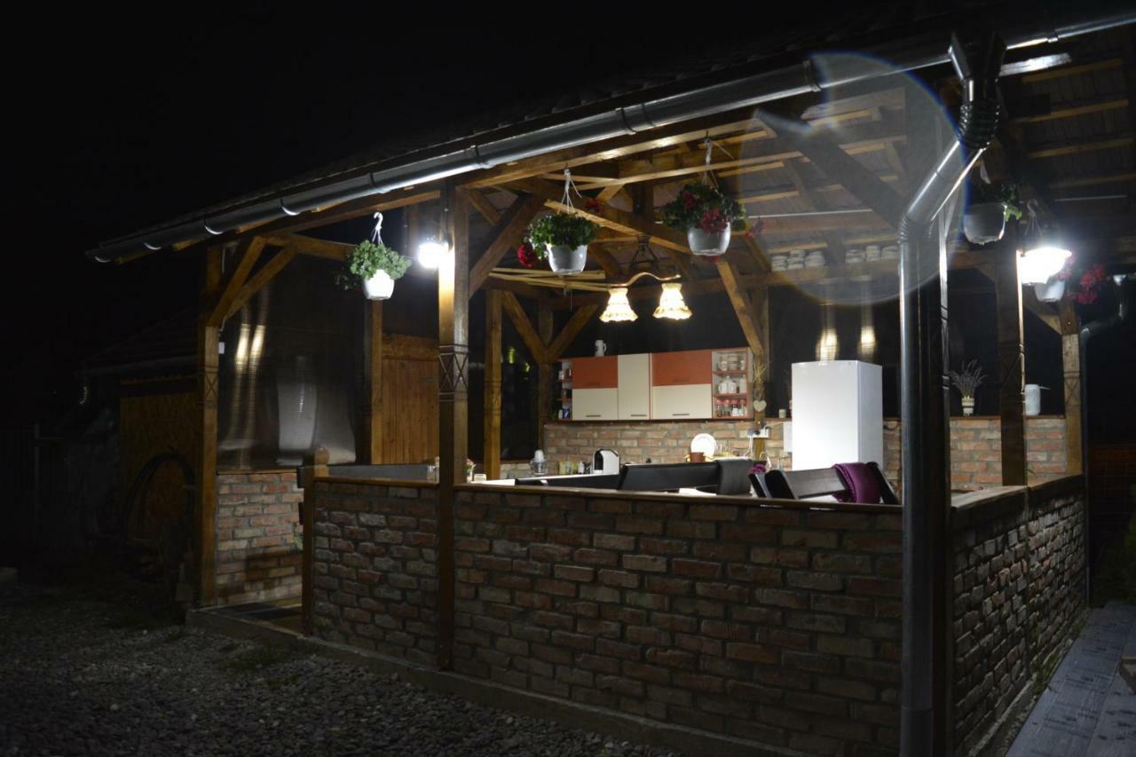 Casa Muskátli Vendégház Sovata Esterno foto
